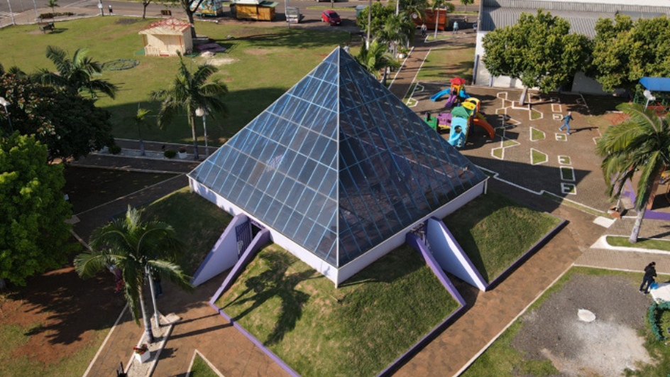 Explore Ametista do Sul com a Lituânia Turismo SC – O Tesouro Roxo do Brasil!