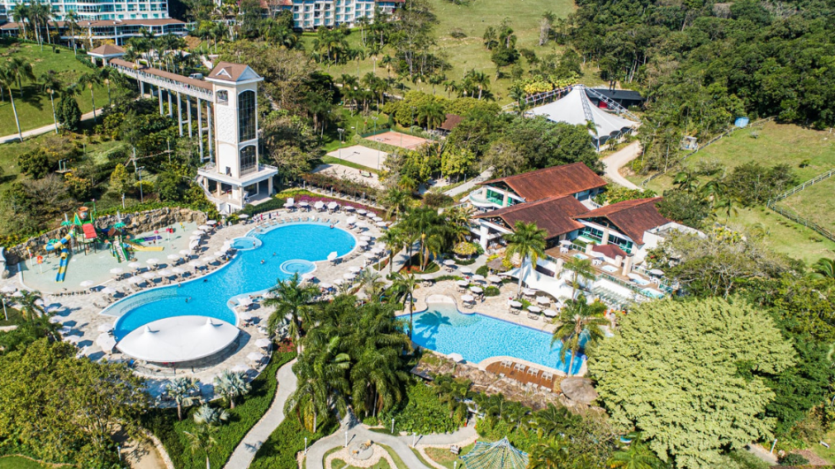 Os melhores resorts para sua próxima viagem: Conforto, lazer e experiências inesquecíveis