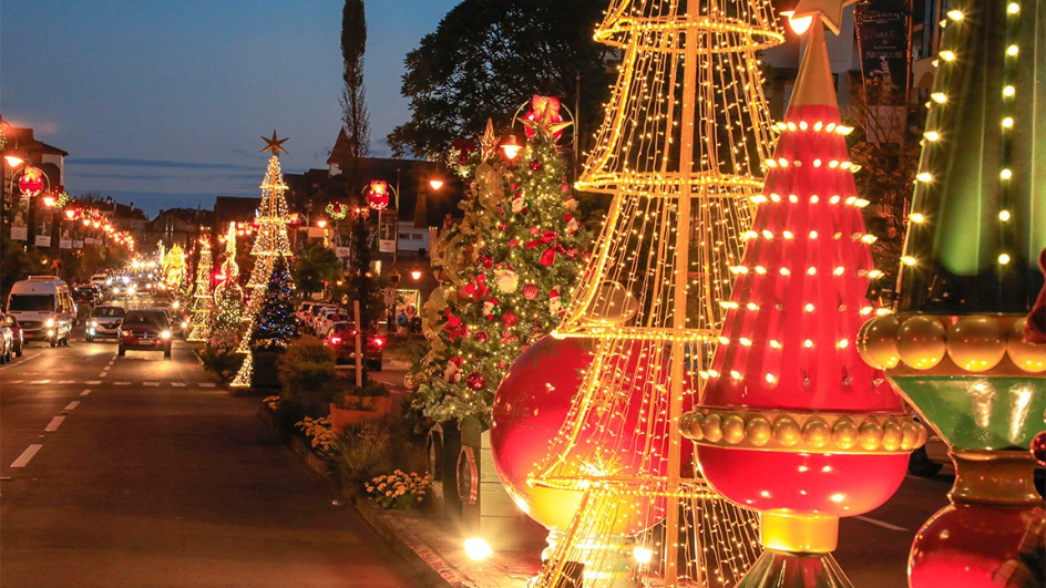 Viva a magia do Natal Luz de Gramado com a Lituânia Turismo SC