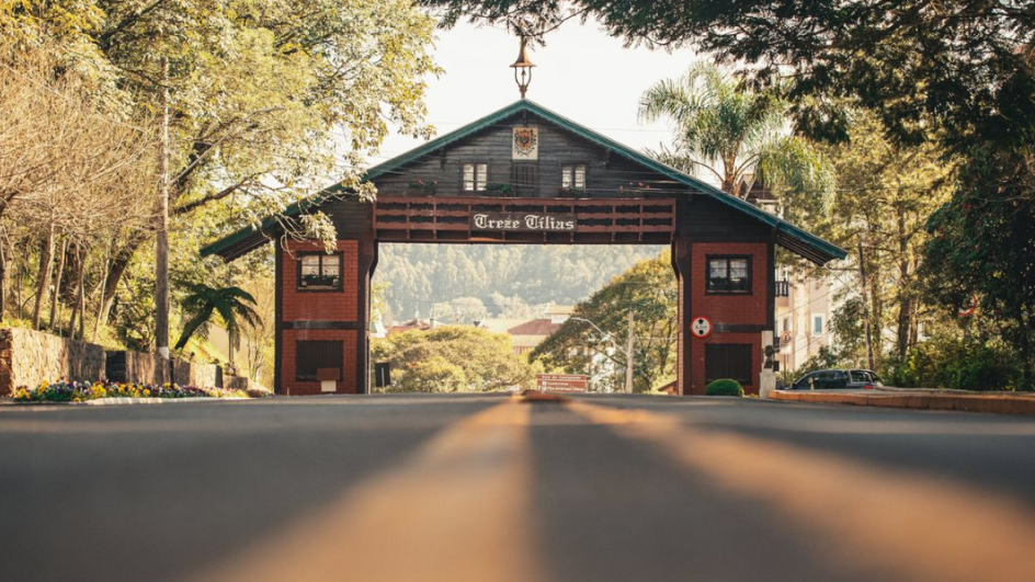 Treze Tílias e Tirolerfest: Viva a Cultura Austríaca no Coração de Santa Catarina